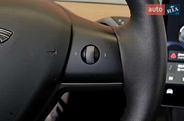 Седан Tesla Model 3 2021 в Одессе