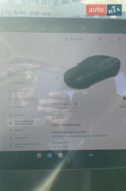 Седан Tesla Model 3 2021 в Киеве