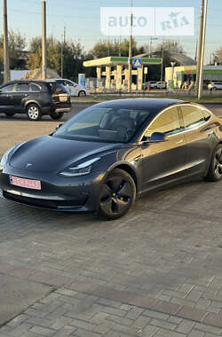 Седан Tesla Model 3 2018 в Луцьку