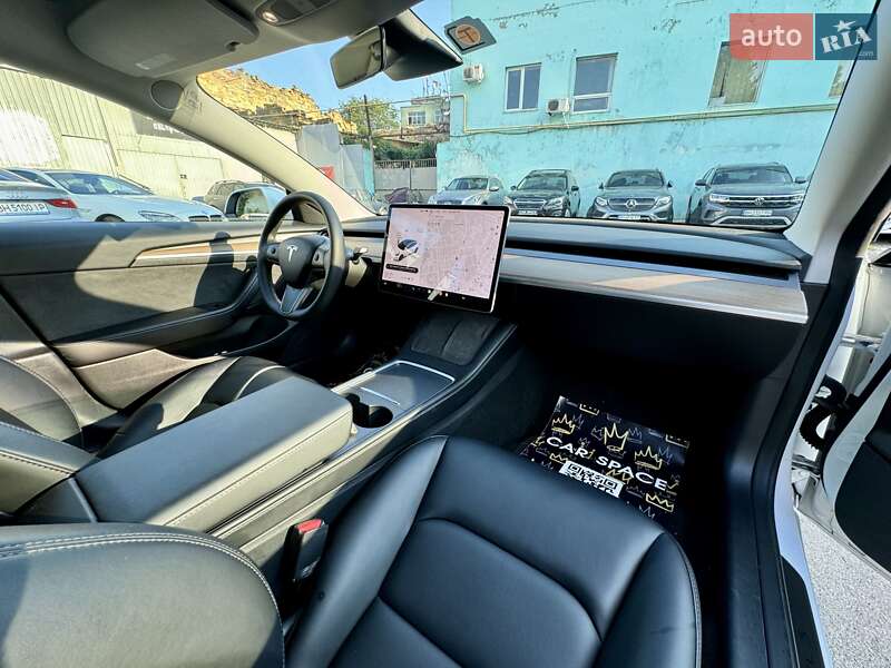 Седан Tesla Model 3 2022 в Одесі фото 21 Седан Tesla Model 3 2022 в Одесі