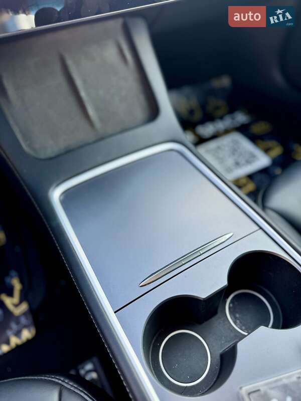 Седан Tesla Model 3 2022 в Одесі фото 25 Седан Tesla Model 3 2022 в Одесі