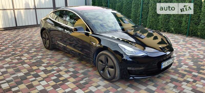 Tesla Model 3 2018