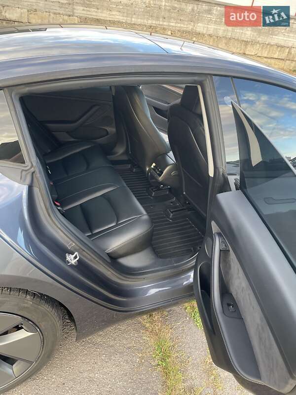 Седан Tesla Model 3 2023 в Виннице фото 37 Седан Tesla Model 3 2023 в Виннице