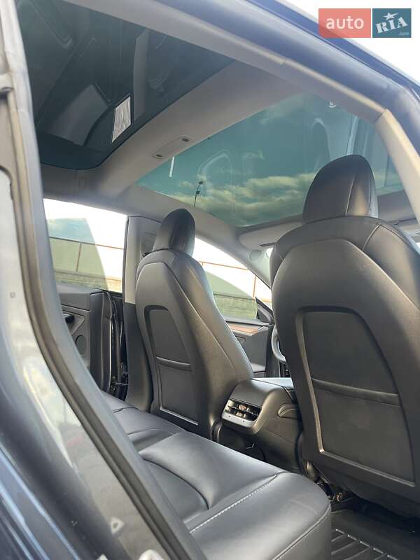 Седан Tesla Model 3 2023 в Виннице фото 39 Седан Tesla Model 3 2023 в Виннице