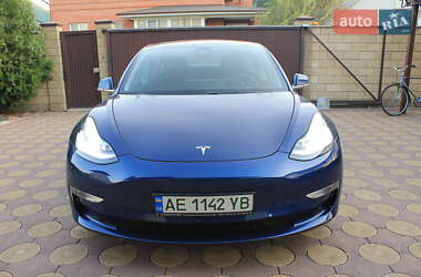 Седан Tesla Model 3 2018 в Днепре