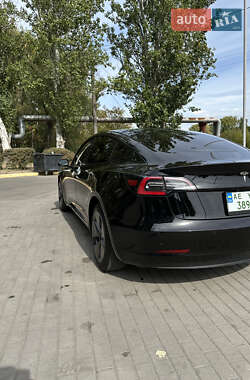 Седан Tesla Model 3 2021 в Одесі