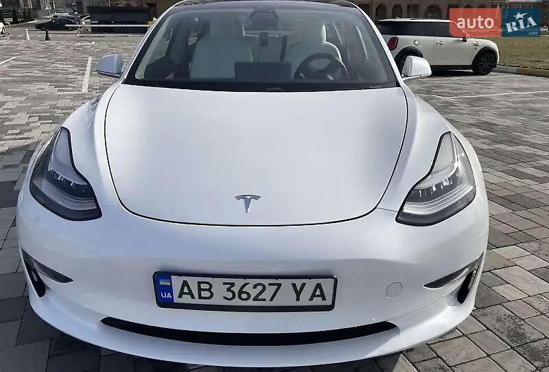 Седан Tesla Model 3 2019 в Білій Церкві