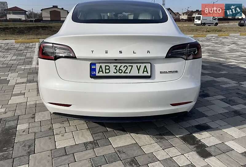 Седан Tesla Model 3 2019 в Білій Церкві