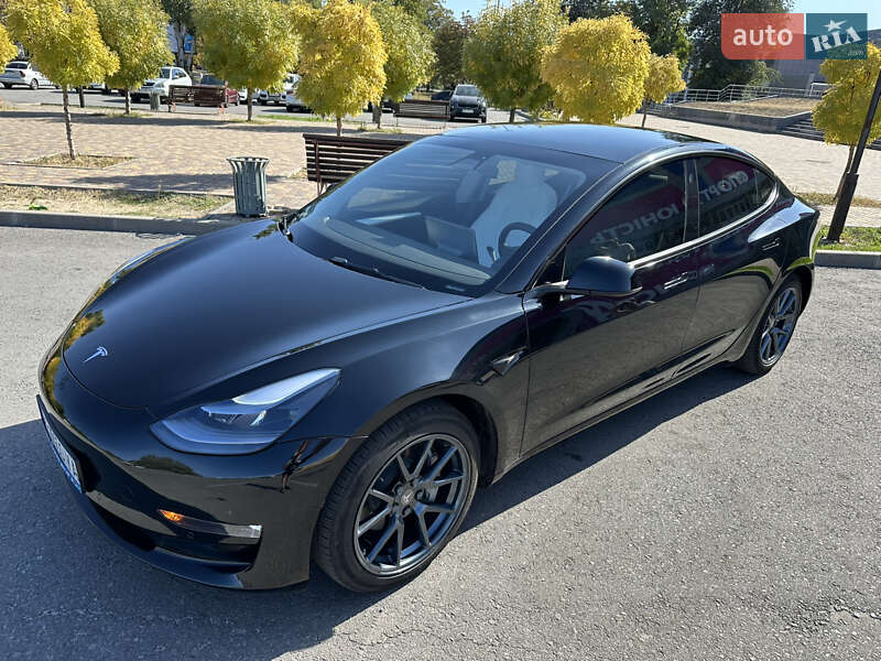 Седан Tesla Model 3 2022 в Запоріжжі фото 23 Седан Tesla Model 3 2022 в Запоріжжі
