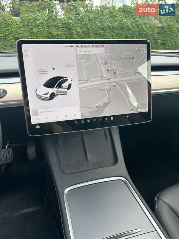 Седан Tesla Model 3 2021 в Днепре