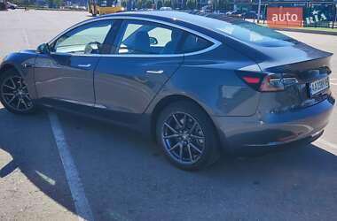 Седан Tesla Model 3 2018 в 