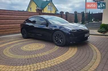 Седан Tesla Model 3 2021 в Луцке фото 3 Седан Tesla Model 3 2021 в Луцке