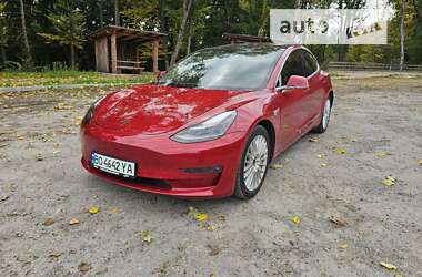 Седан Tesla Model 3 2018 в Тернополі