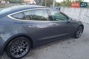 Седан Tesla Model 3 2019 в Борисполі