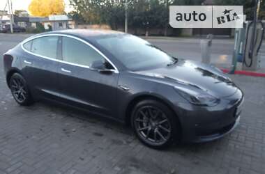 Седан Tesla Model 3 2019 в Борисполі