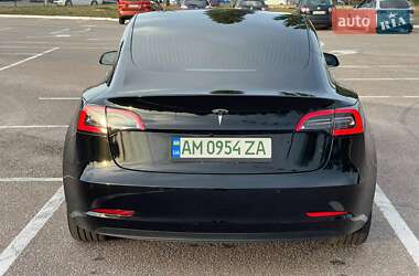 Седан Tesla Model 3 2019 в Житомире