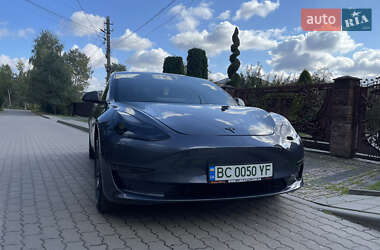 Седан Tesla Model 3 2020 в Львові