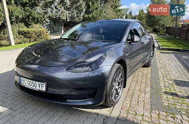 Седан Tesla Model 3 2020 в Львові