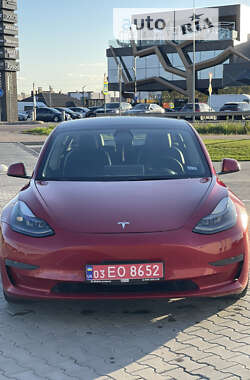 Седан Tesla Model 3 2022 в Луцьку