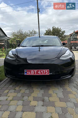 Седан Tesla Model 3 2018 в Чернігові