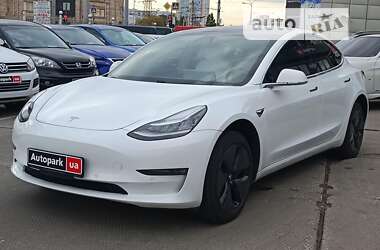 Седан Tesla Model 3 2019 в Харкові