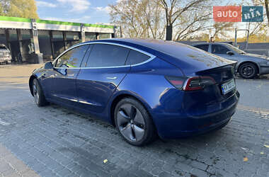 Седан Tesla Model 3 2018 в Харкові