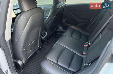 Седан Tesla Model 3 2023 в Запорожье