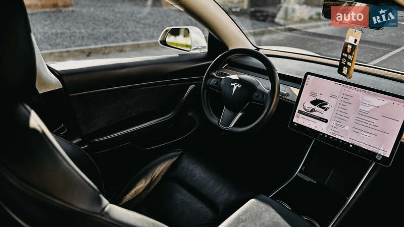 Седан Tesla Model 3 2020 в Рівному фото 22 Седан Tesla Model 3 2020 в Рівному
