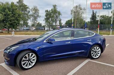 Седан Tesla Model 3 2019 в 