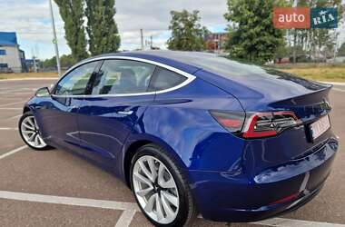 Седан Tesla Model 3 2019 в 