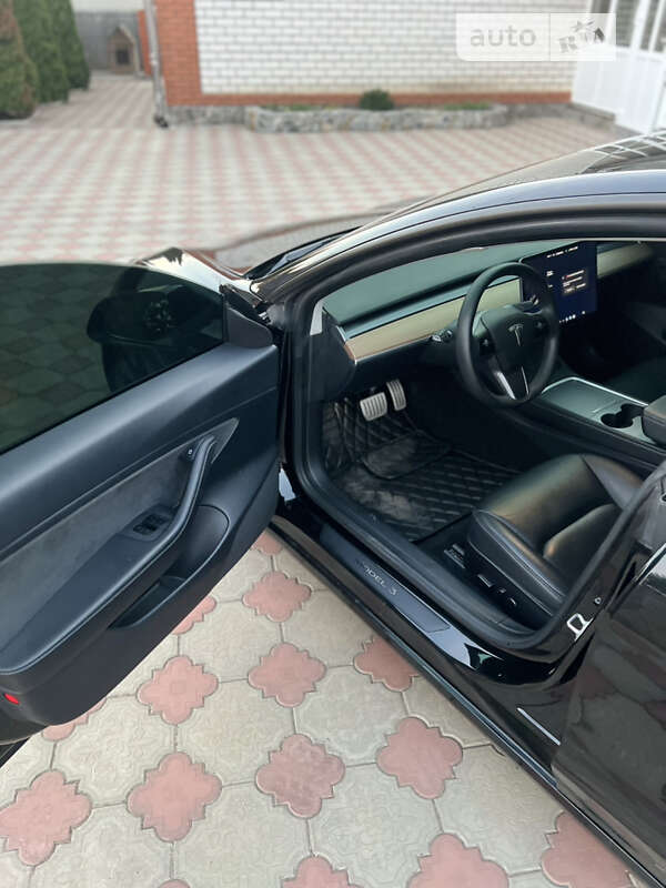 Седан Tesla Model 3 2020 в Харкові