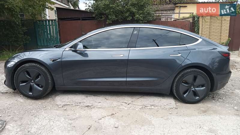 Седан Tesla Model 3 2019 в Запорожье