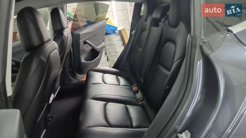 Седан Tesla Model 3 2019 в Запорожье