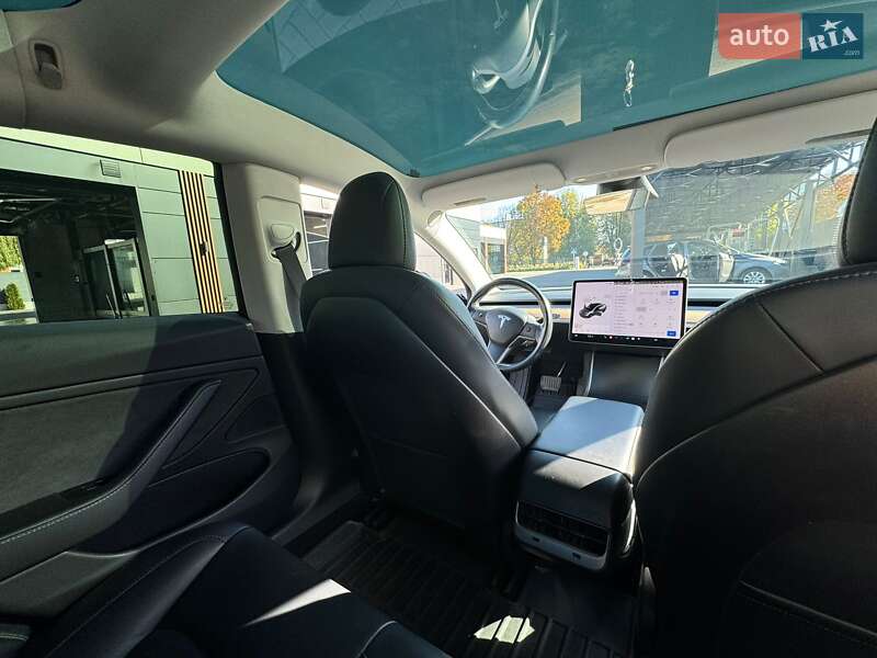Седан Tesla Model 3 2019 в Черкассах фото 10 Седан Tesla Model 3 2019 в Черкассах