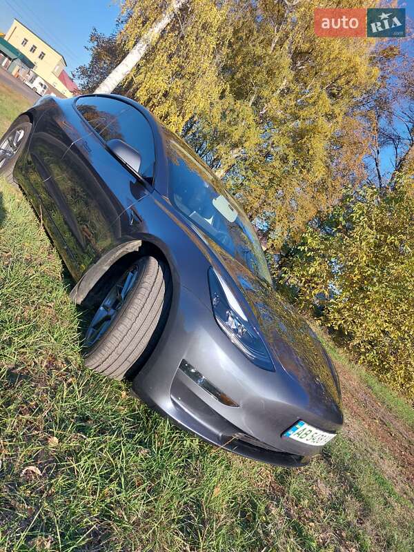 Седан Tesla Model 3 2023 в Умани фото 3 Седан Tesla Model 3 2023 в Умани