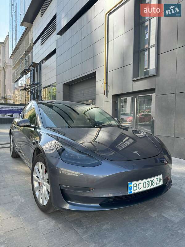 Седан Tesla Model 3 2018 в Львові фото Седан Tesla Model 3 2018 в Львові