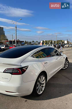 Седан Tesla Model 3 2019 в Харкові