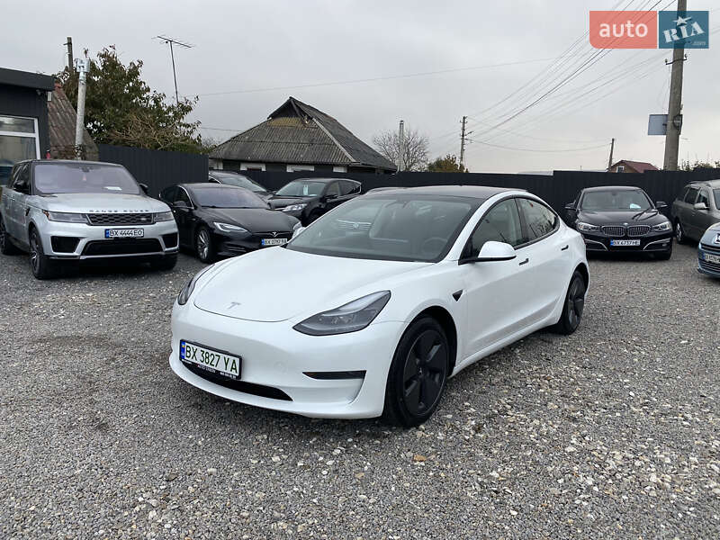 Седан Tesla Model 3 2021 в Хмельницькому