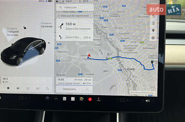 Седан Tesla Model 3 2020 в 