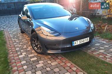 Седан Tesla Model 3 2018 в Ивано-Франковске