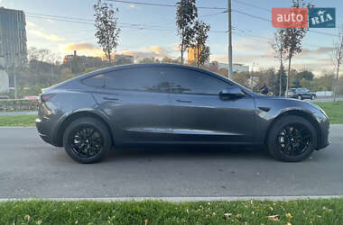Седан Tesla Model 3 2022 в Днепре фото 8 Седан Tesla Model 3 2022 в Днепре