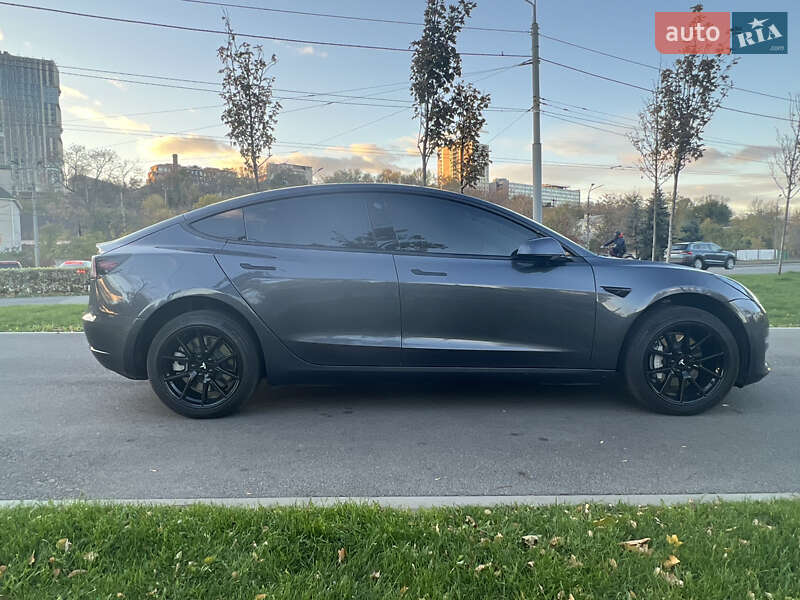 Седан Tesla Model 3 2022 в Днепре фото 8 Седан Tesla Model 3 2022 в Днепре