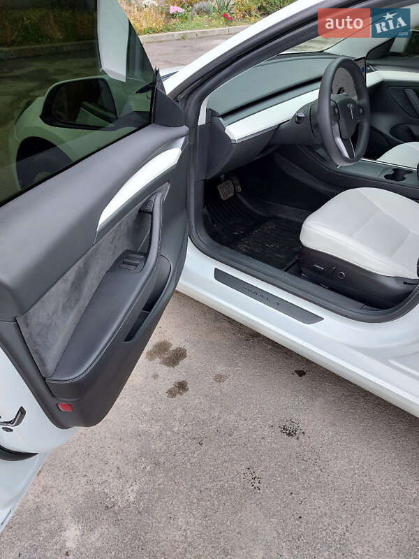 Седан Tesla Model 3 2021 в Кременце фото 22 Седан Tesla Model 3 2021 в Кременце