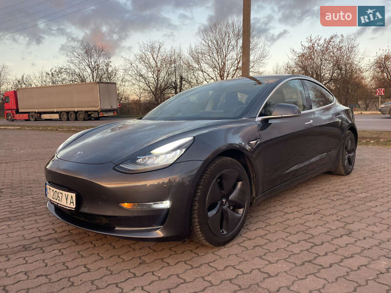Седан Tesla Model 3 2018 в Бурштині фото 3 Седан Tesla Model 3 2018 в Бурштині