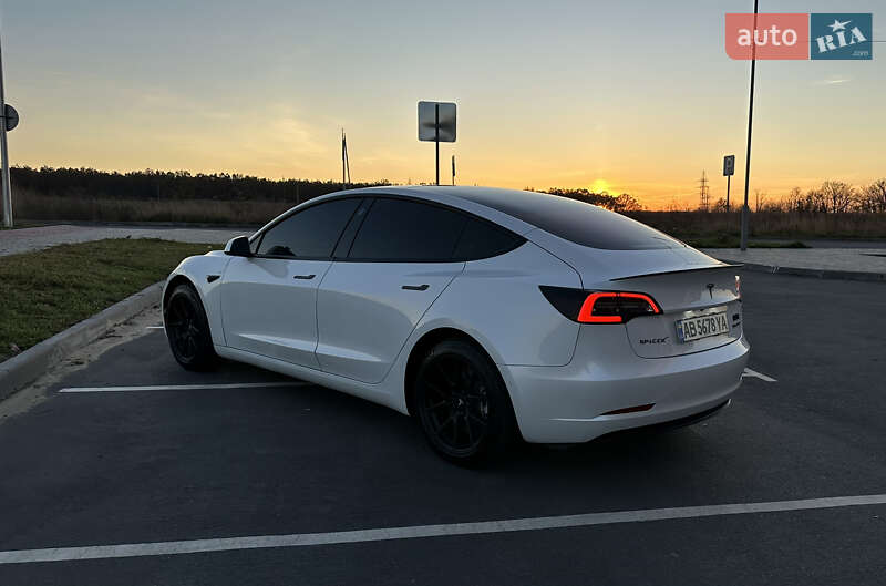Седан Tesla Model 3 2022 в Виннице фото 10 Седан Tesla Model 3 2022 в Виннице