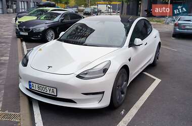 Седан Tesla Model 3 2020 в Киеве