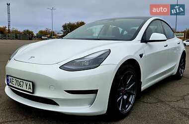 Седан Tesla Model 3 2023 в Дніпрі