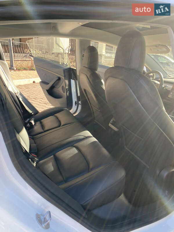 Седан Tesla Model 3 2022 в Києві фото 7 Седан Tesla Model 3 2022 в Києві