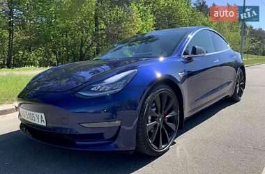 Седан Tesla Model 3 2019 в Києві