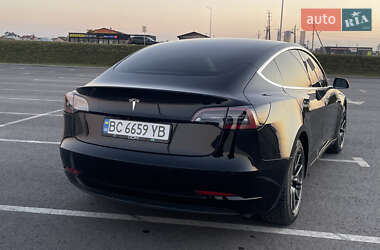 Седан Tesla Model 3 2019 в 
